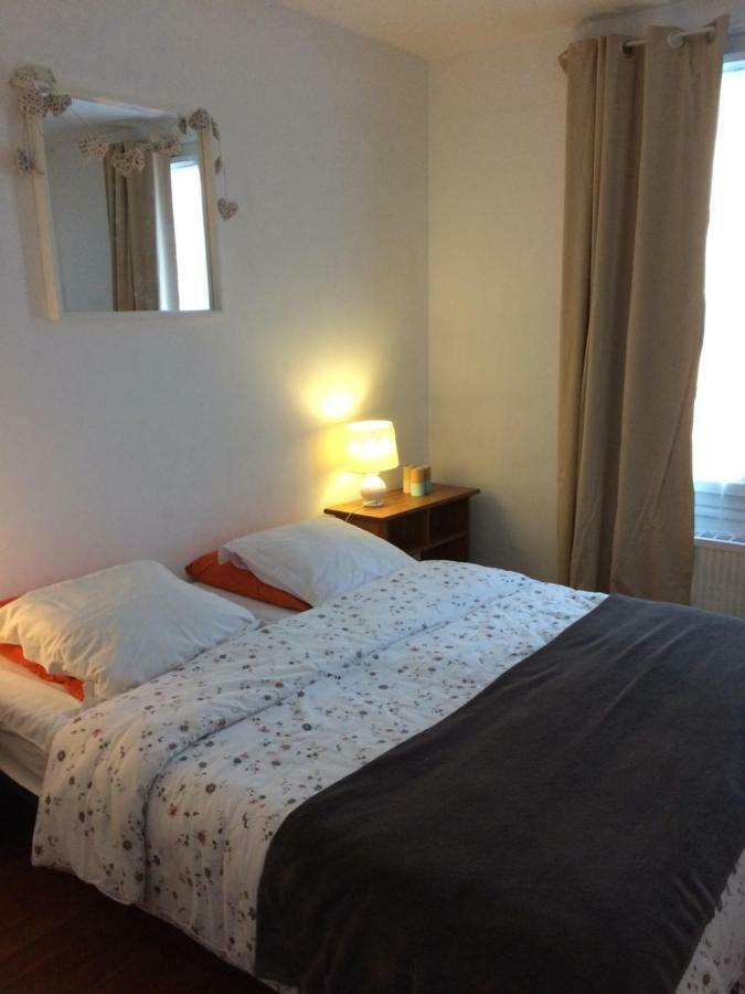 Appartement 4 personnes centre ville Châteauneuf-sur-Loire Extérieur photo